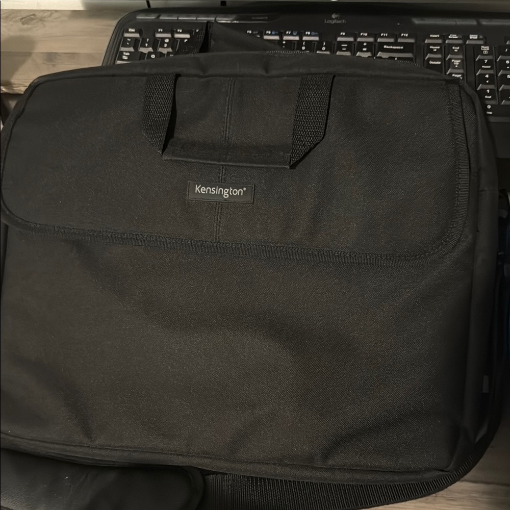 Black Men's Laptop Bag